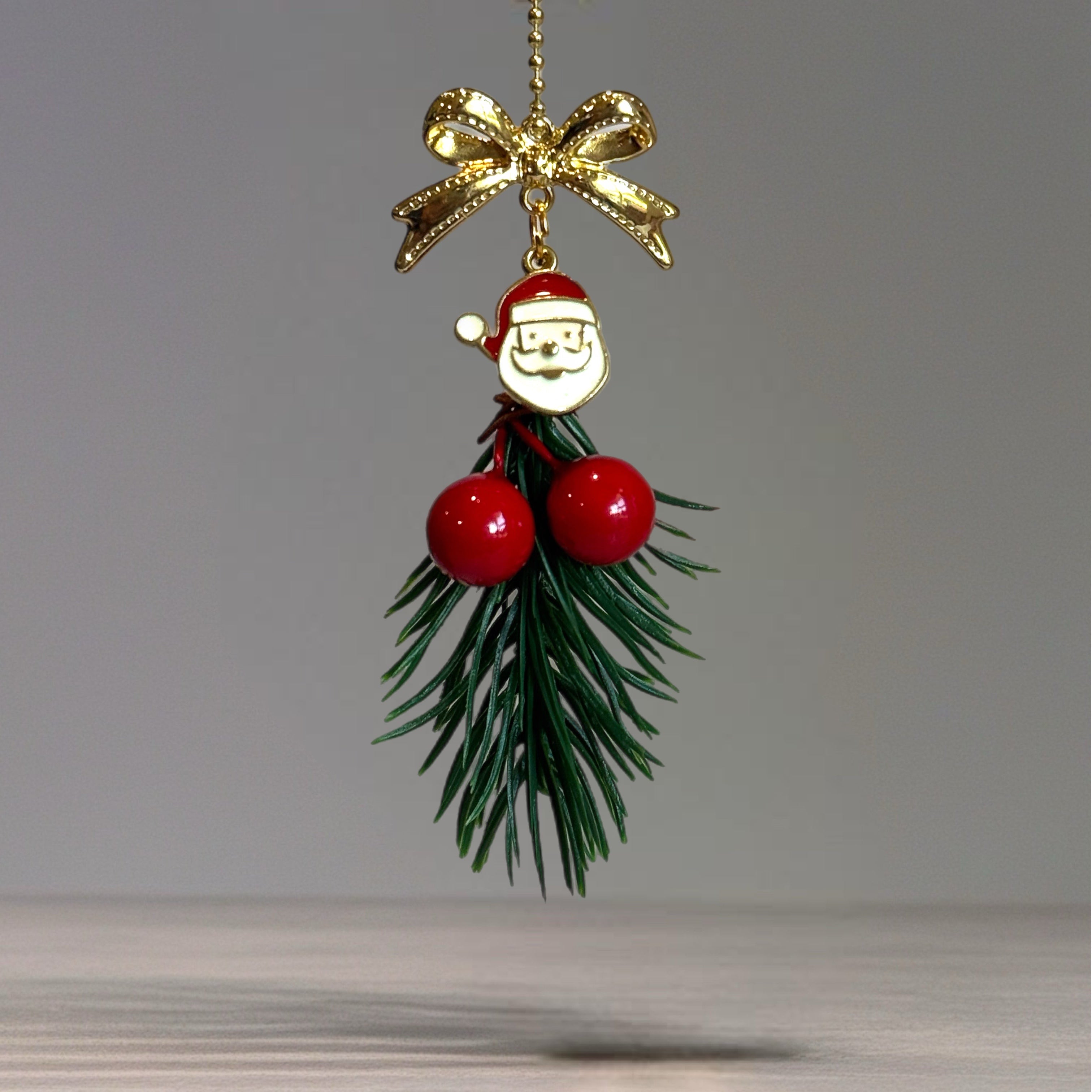 Christmas Holly Charm - Tumbler Handle Charm
