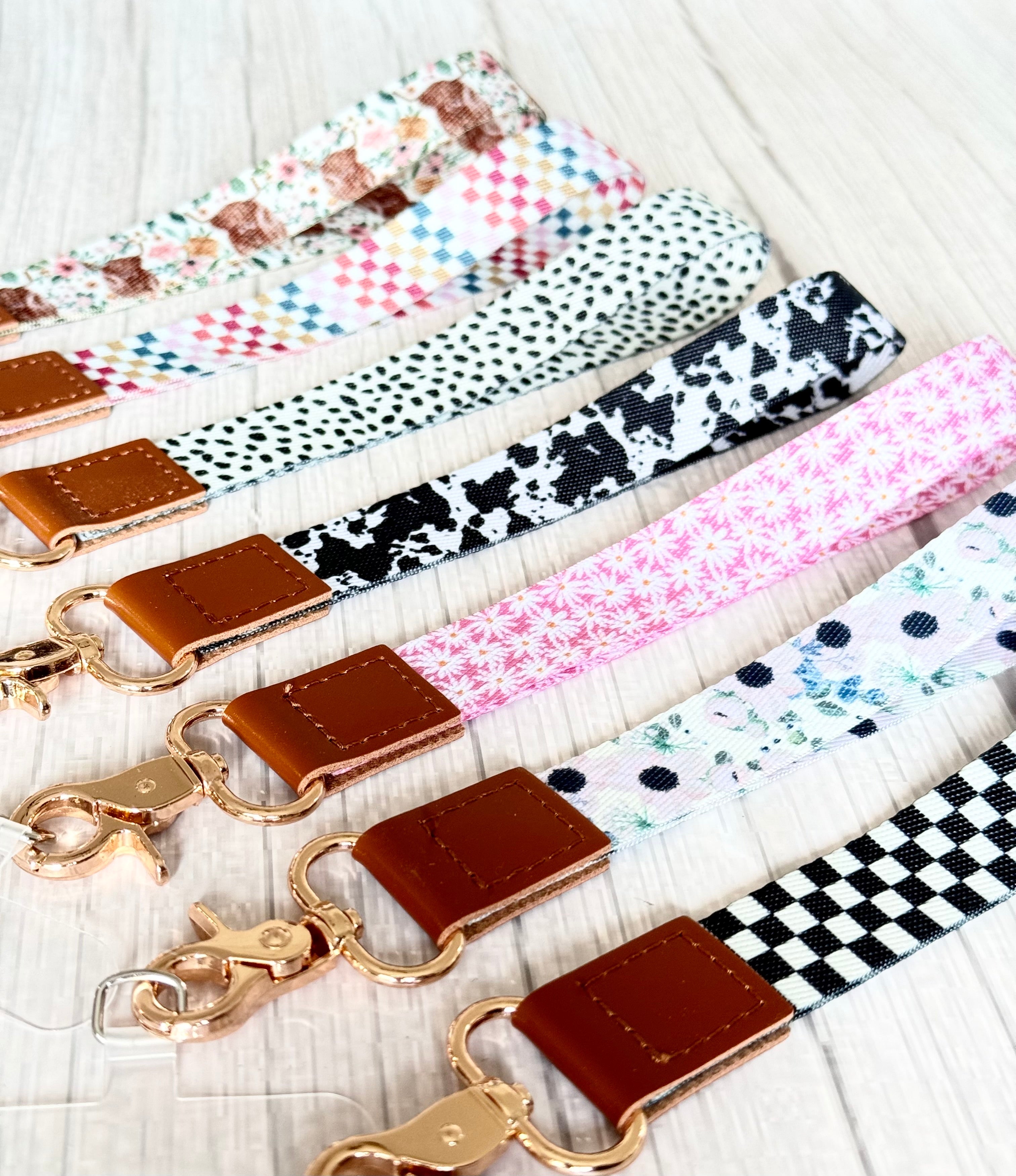 Phone Wrist Strap Keychain with Tether Tab - BLACK & WHITE CHECKERS